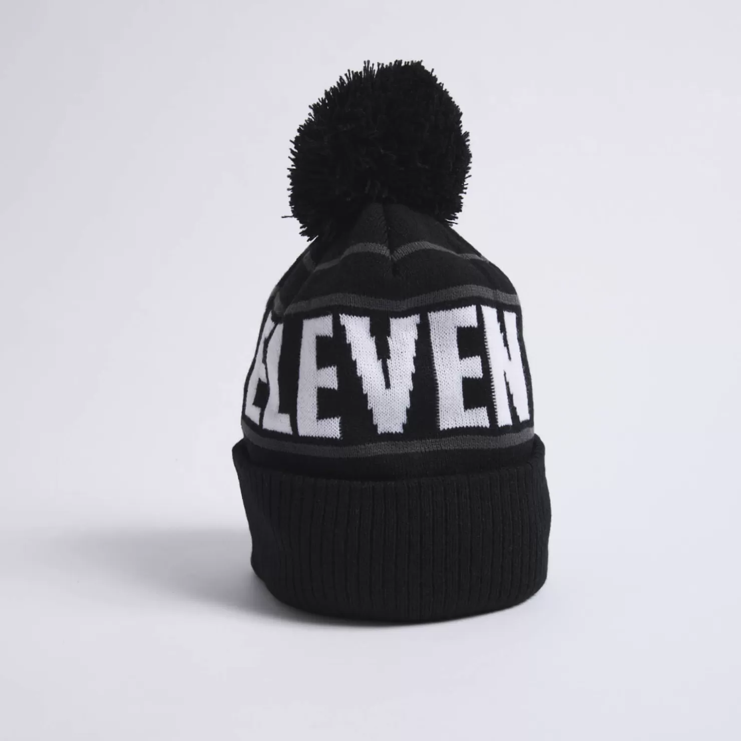 11 Degrees Caps & Hats< Branded Bobble Hat – Black/White/Charcoal