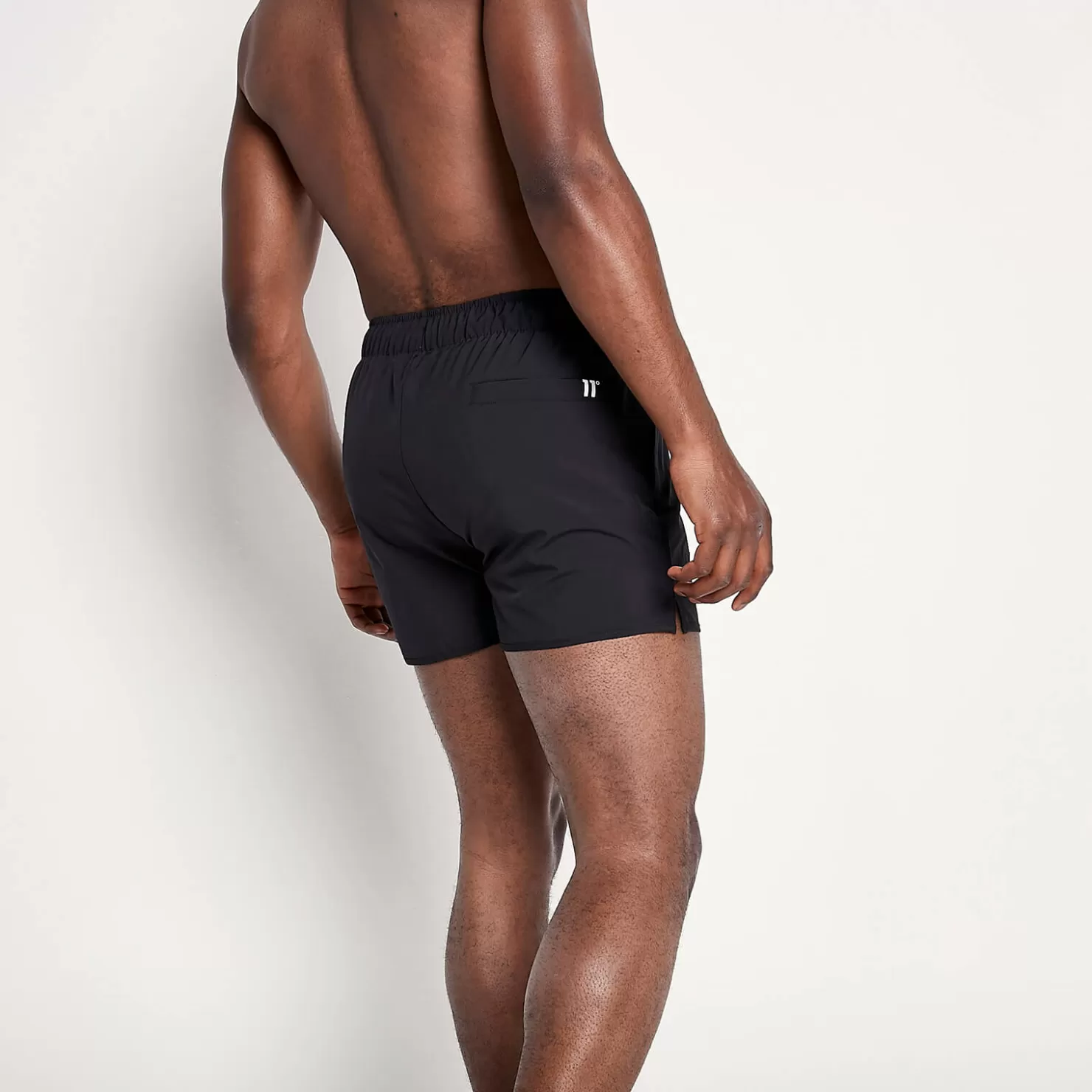 11 Degrees Swim Shorts< Core Swim Shorts – Black