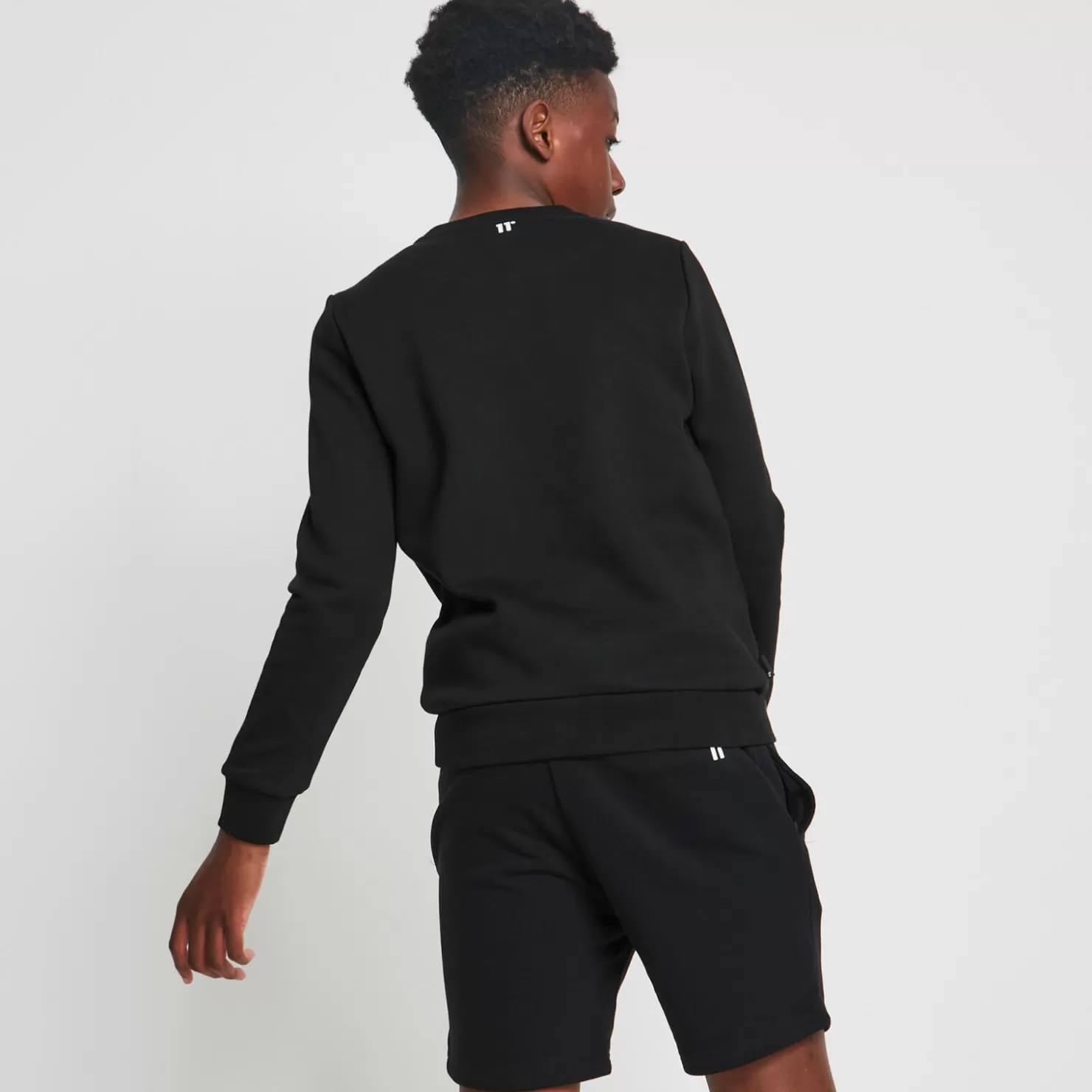 11 Degrees Sweatshirts< Junior Core Sweatshirt Small Logo – Black