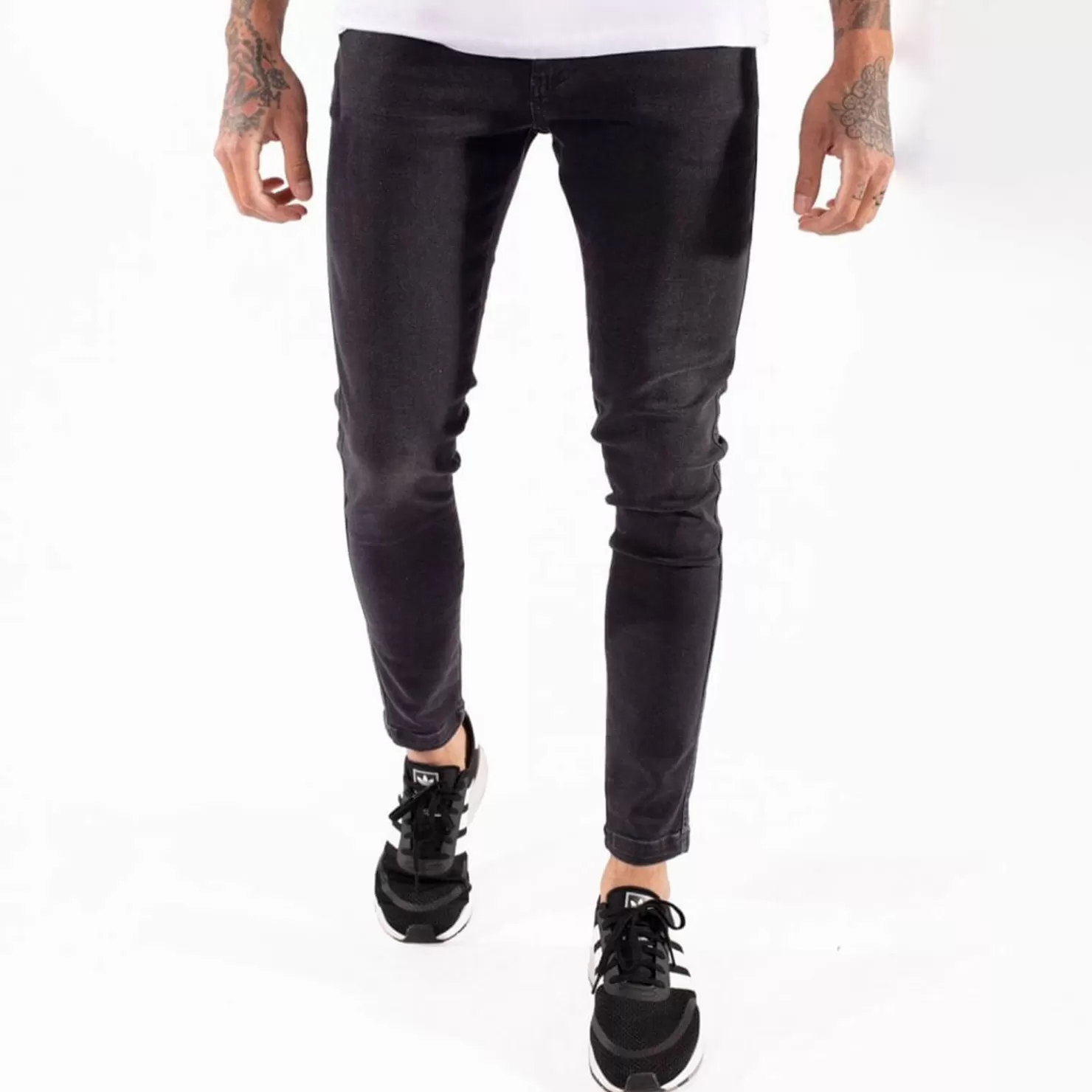 11 Degrees Jeans< Sustainable Stretch Jeans Skinny Fit – Washed Black