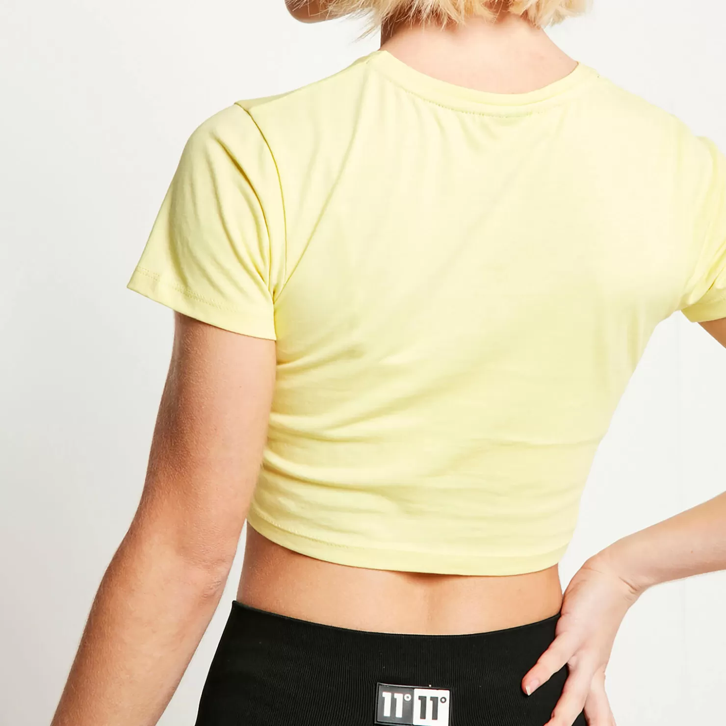 11 Degrees T-Shirts< Womens Core Cropped Slim Fit Short Sleeve T-Shirt – Pastel Yellow