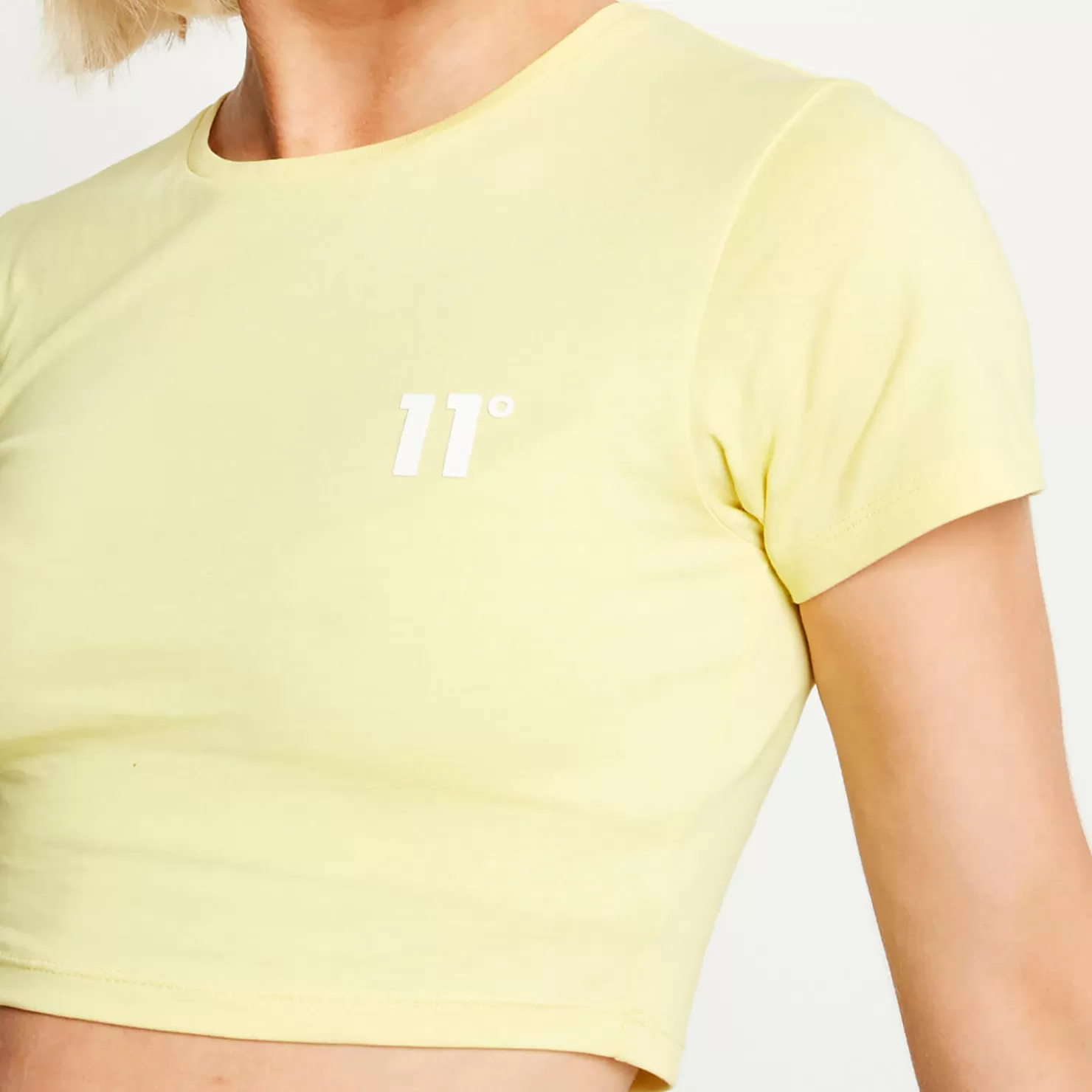 11 Degrees T-Shirts< Womens Core Cropped Slim Fit Short Sleeve T-Shirt – Pastel Yellow
