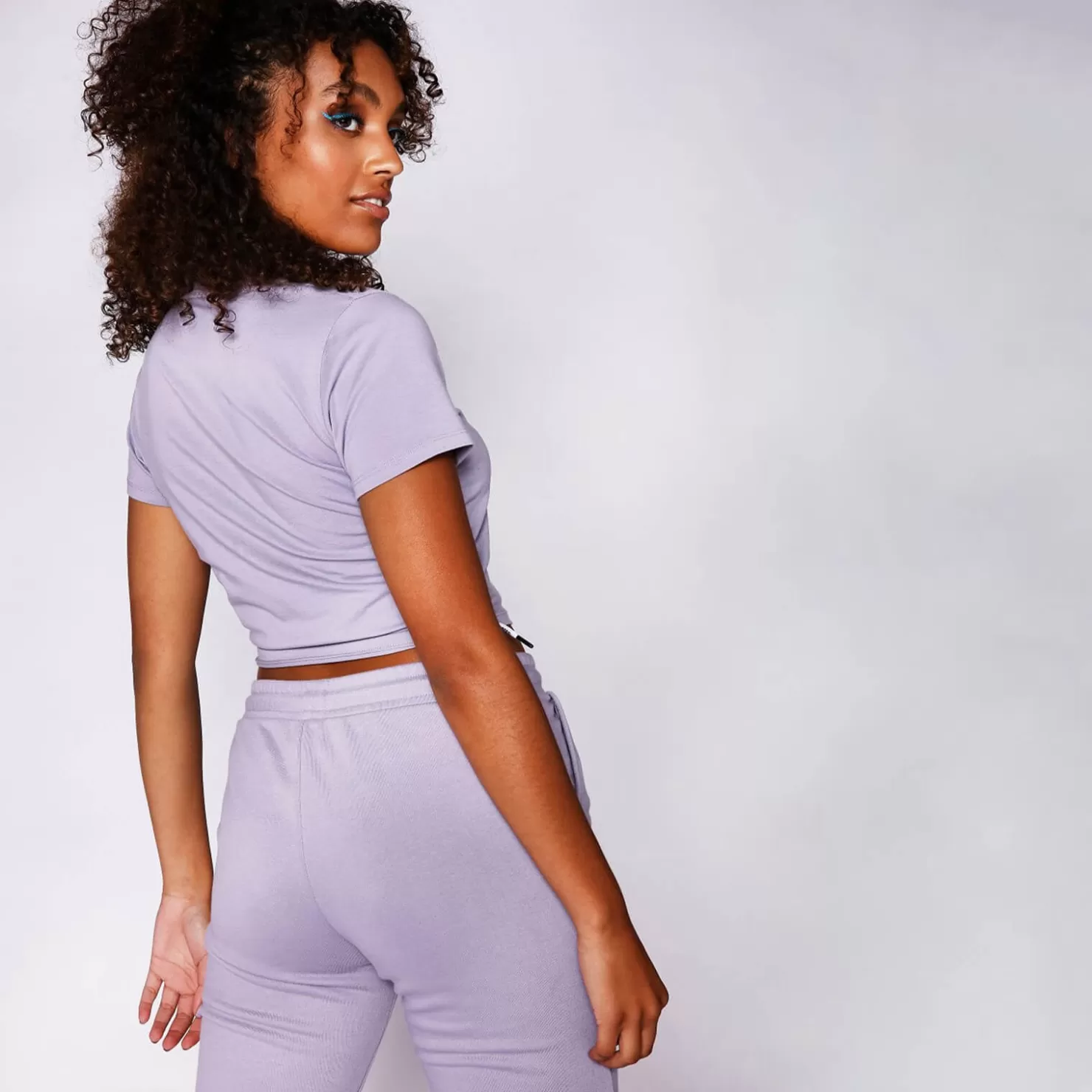 11 Degrees T-Shirts< Womens Cropped Ruched Slim Fit T-Shirt – Lavender Grey