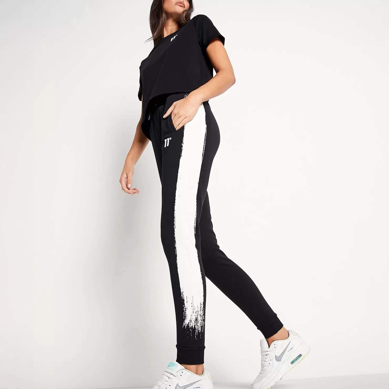 11 Degrees Joggers< Womens Paint Stroke Joggers – Black / White