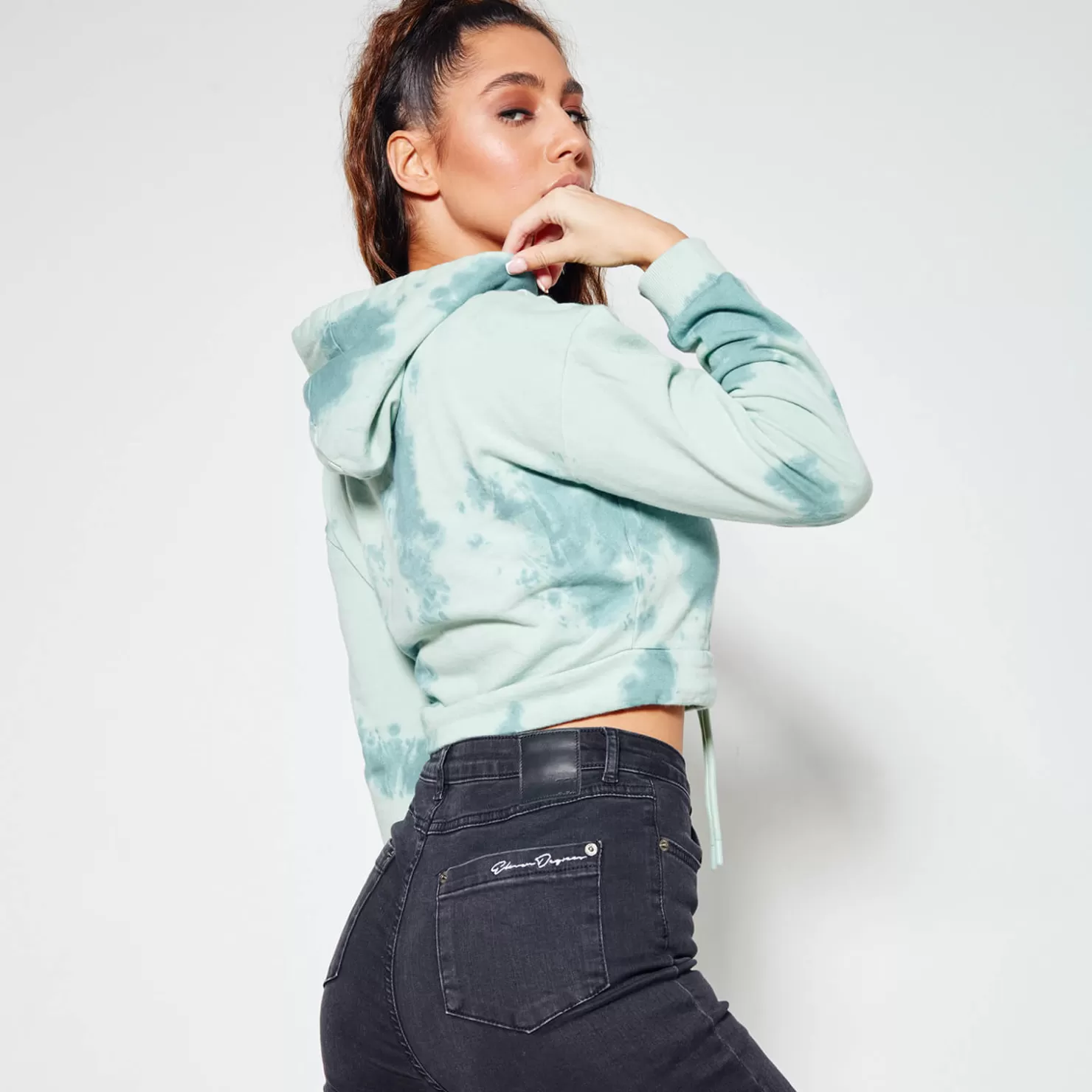 11 Degrees Hoodies< Womens Tie Dye Cropped Pullover Hoodie – Teal Blue / Fog Green
