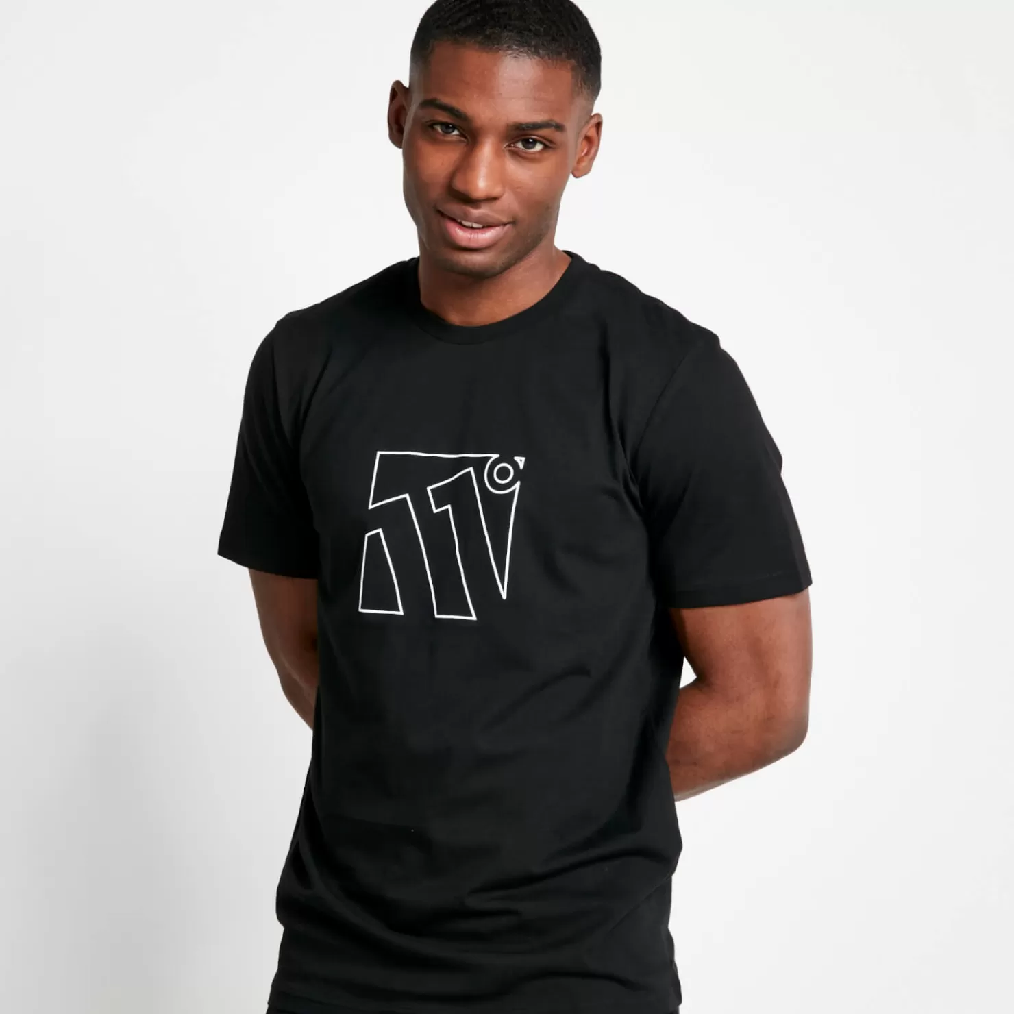 11 Degrees T-Shirts<Contour T-Shirt – Black