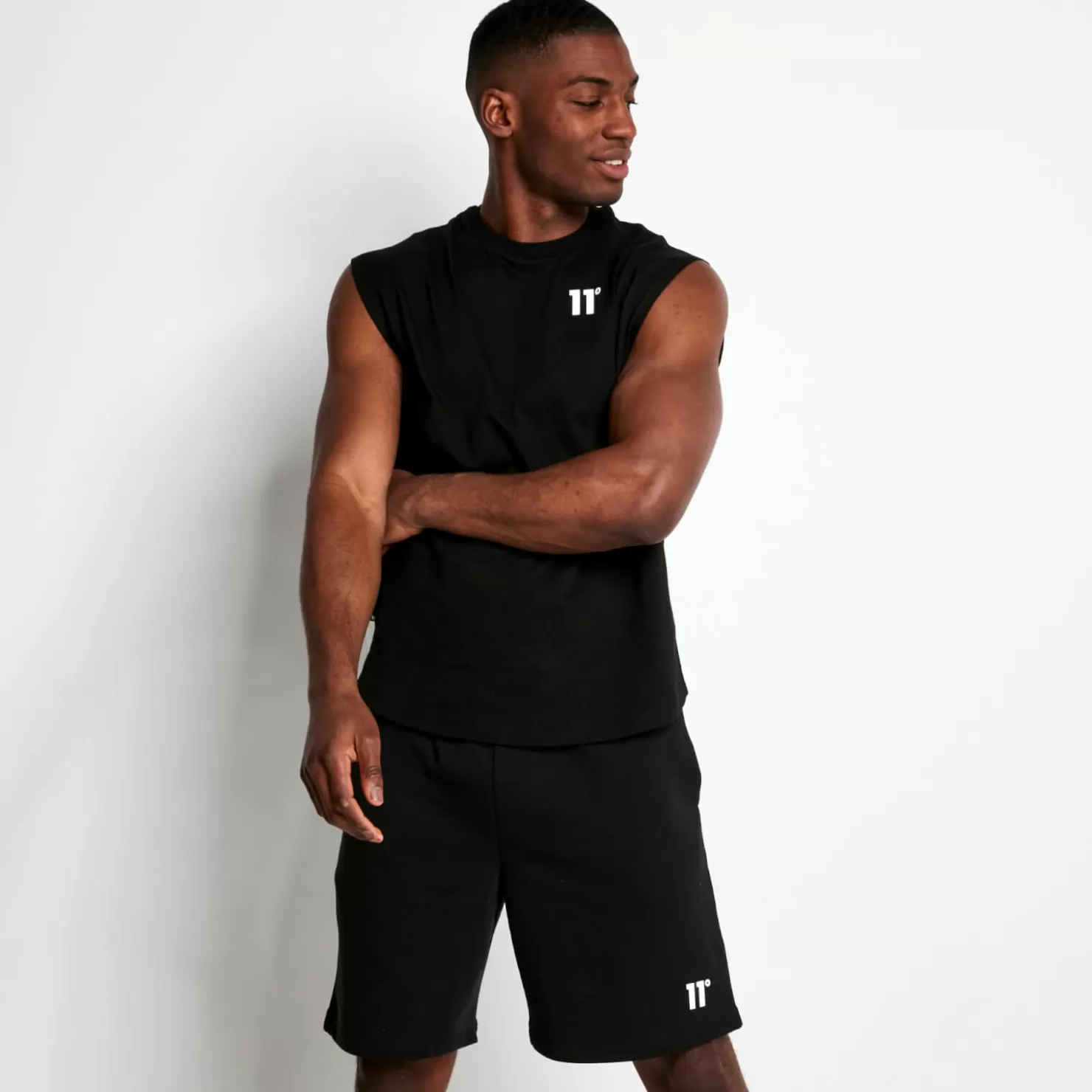 11 Degrees T-Shirts<Core Cut-Off T-Shirt – Black