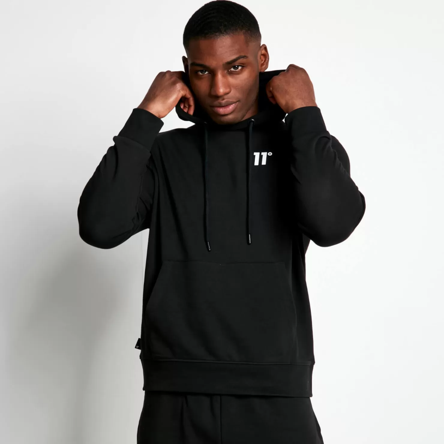 11 Degrees Hoodies<Core Hoodie – Black