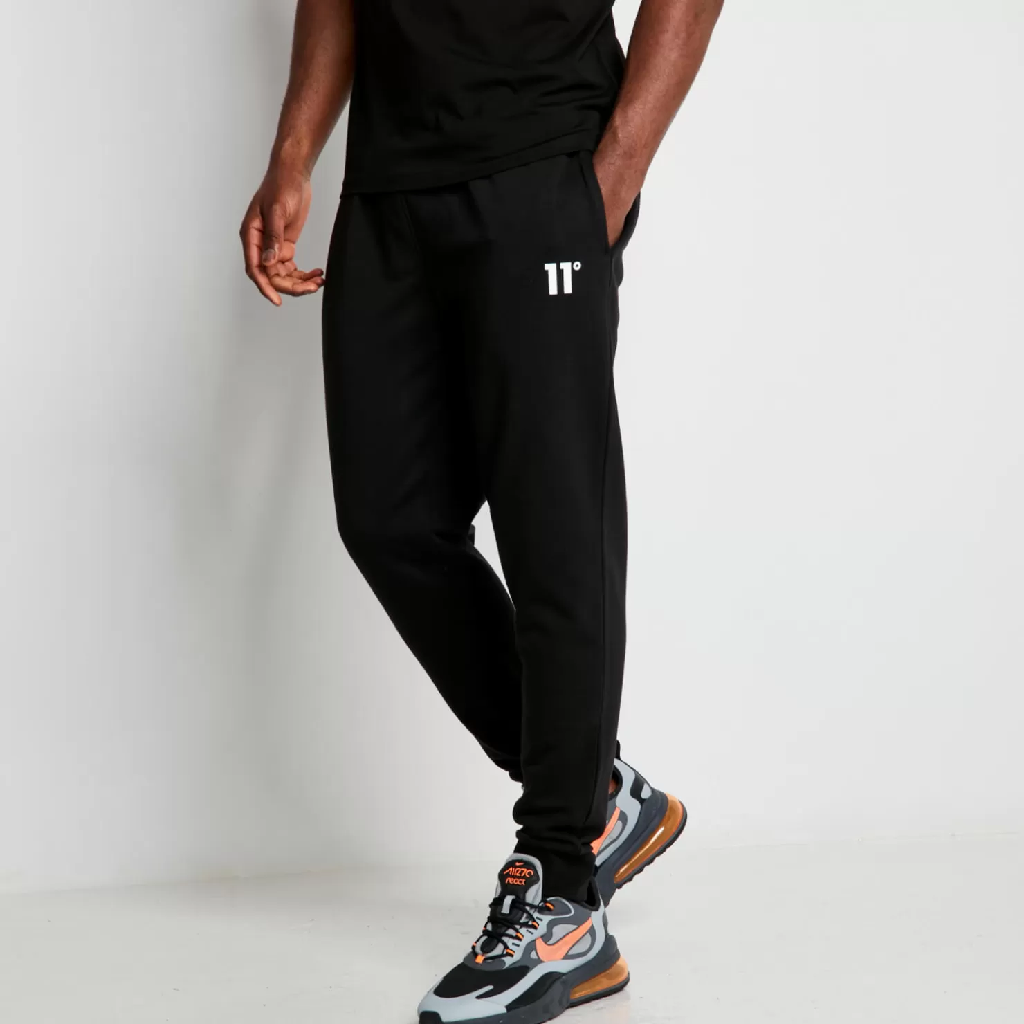 11 Degrees Joggers<Core Joggers – Black