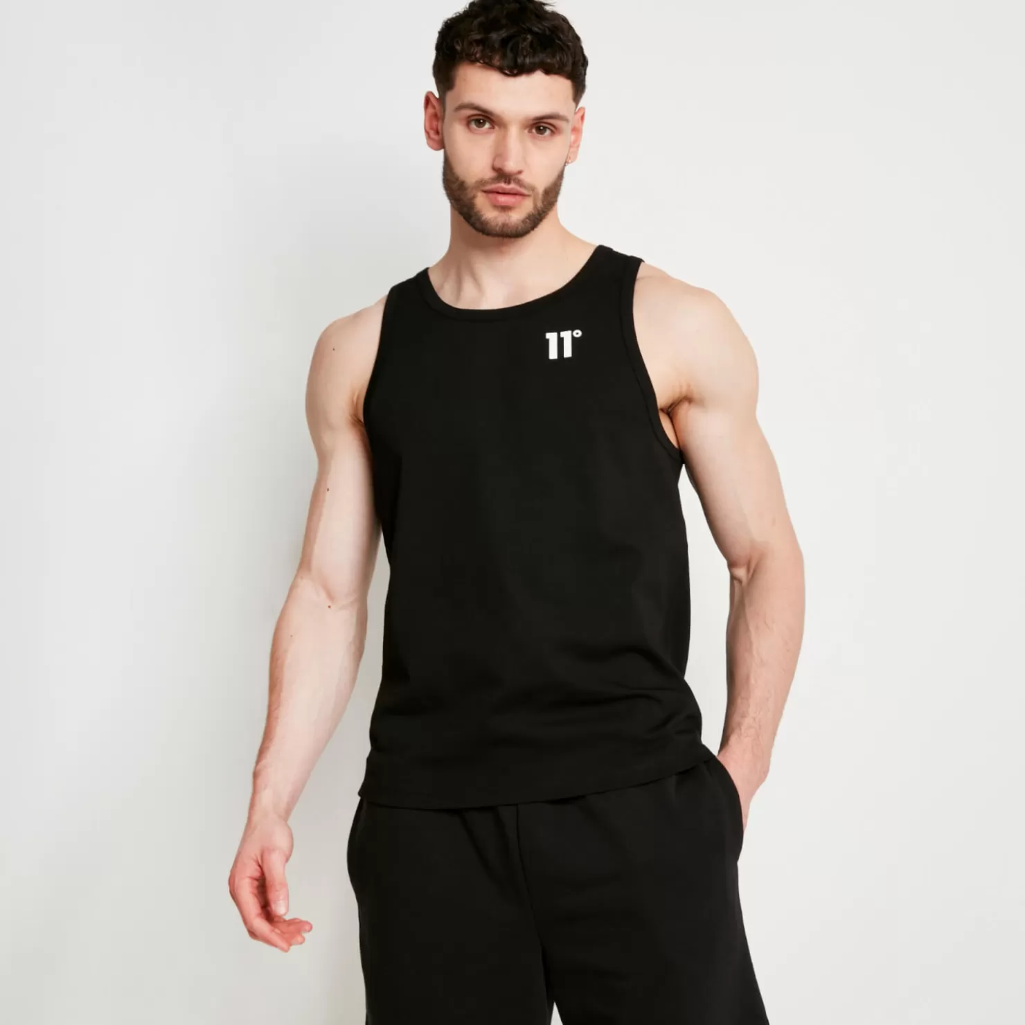 11 Degrees Vests<Core Vest – Black