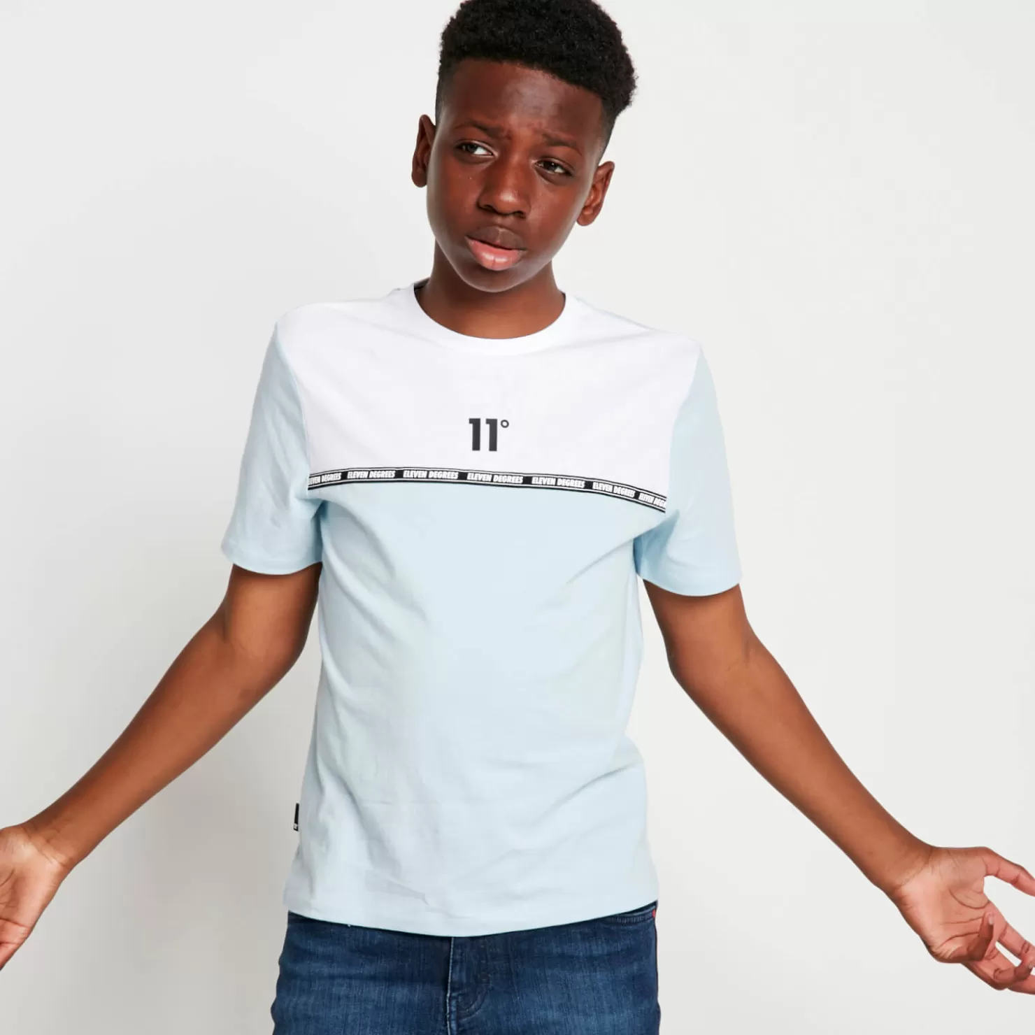 11 Degrees T-Shirts<Energy T-Shirt – Powder Blue / White