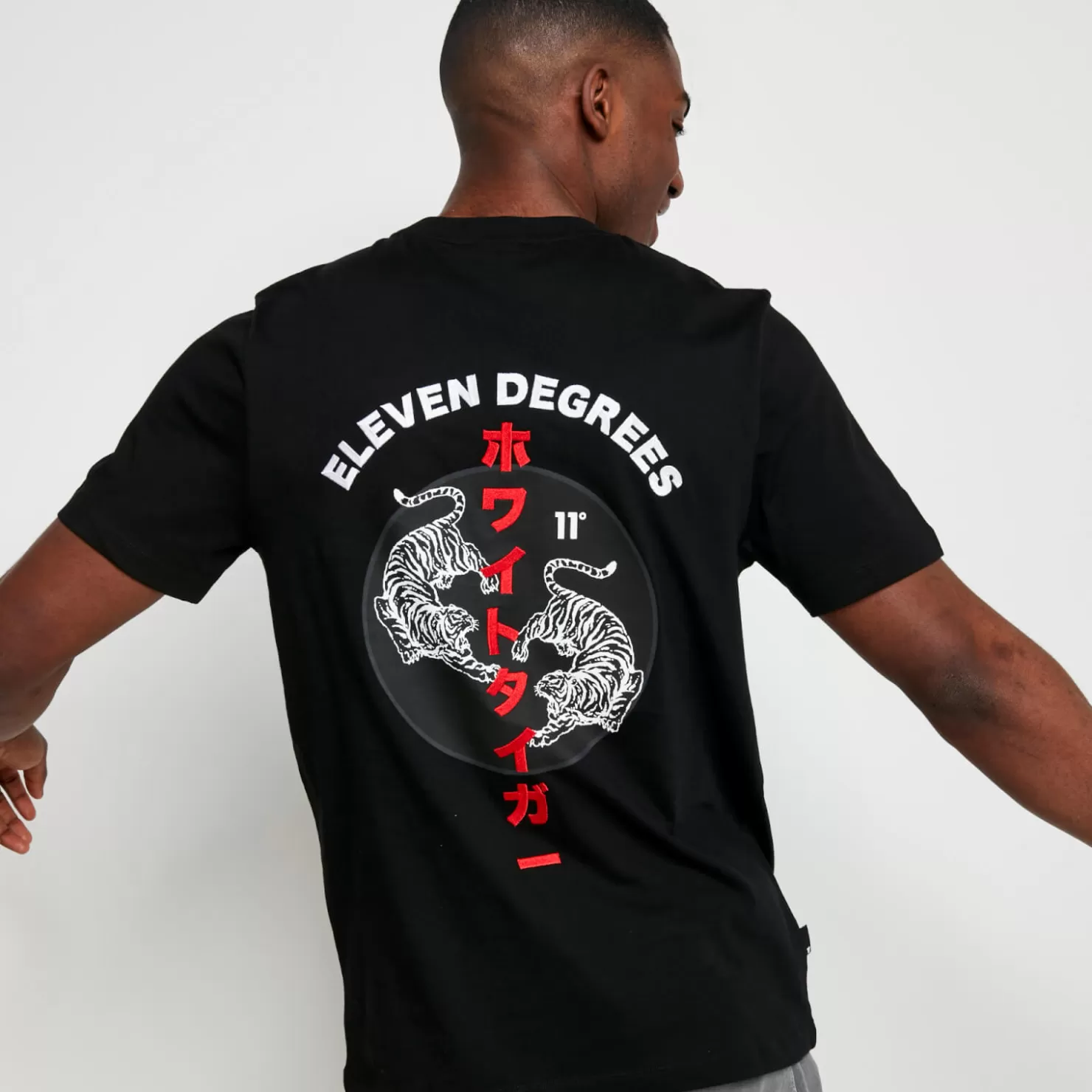 11 Degrees T-Shirts<Tiger T-Shirt – Black